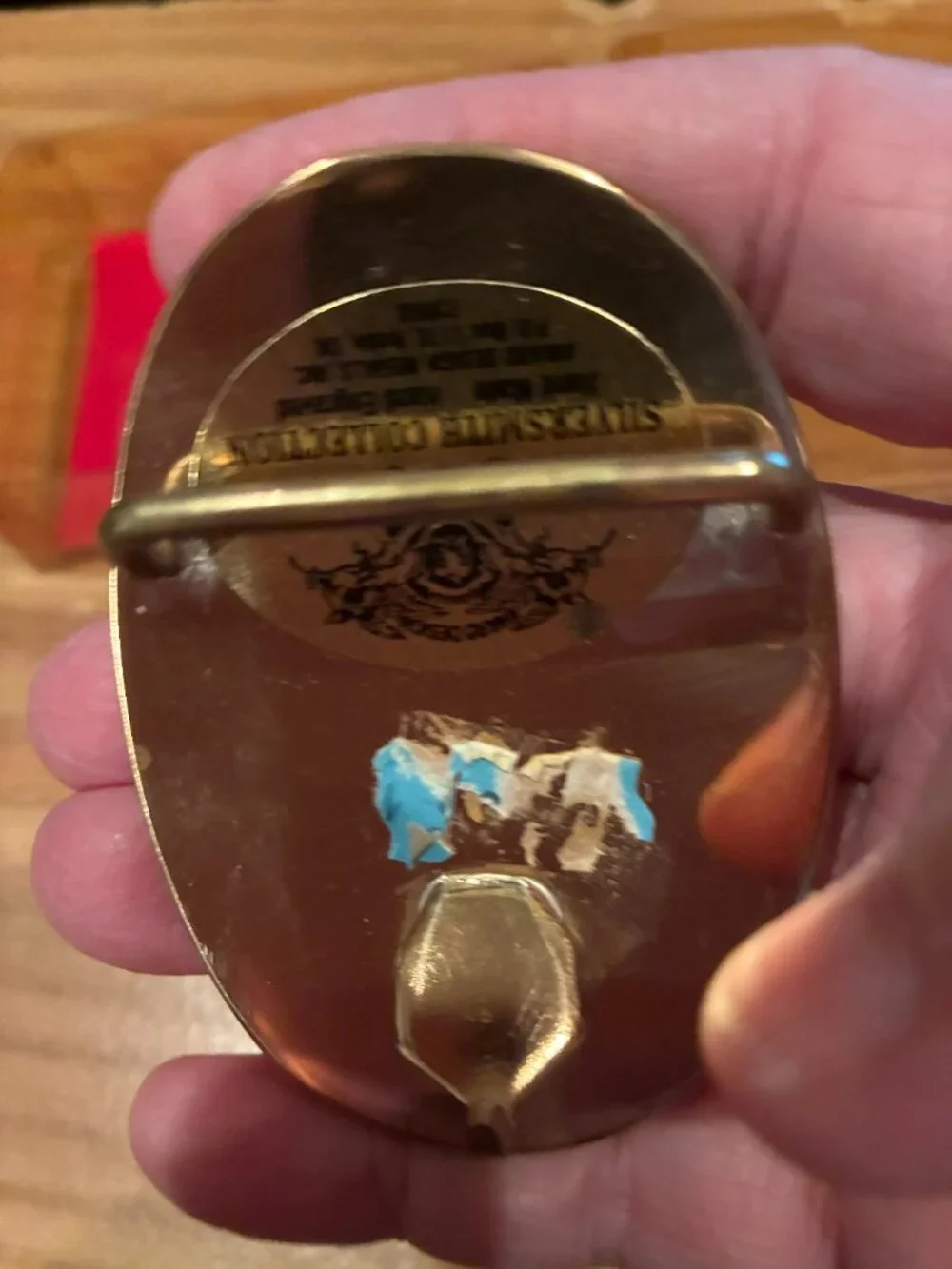 Belt buckle letter 
